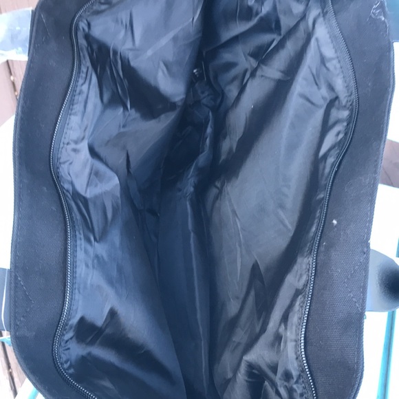 Victoria Secret Carry Bag NWT sequins Silver & Black Retail $68 - Picture 4 of 7